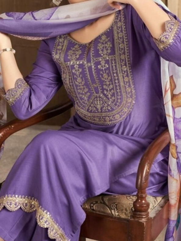 Elegant Lavender Rayon Set with Scalloped Hem thumbnail 5